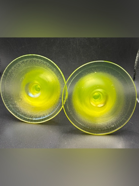 Vintage Vaseline Onion Skin Stretch Glass Uranium Candlesticks Candle Holders